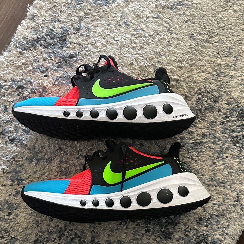 Nike Kids Red and Teal Sneakers